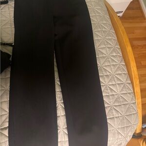 Aritzia Babaton women’s Fitted Black Dress Pants